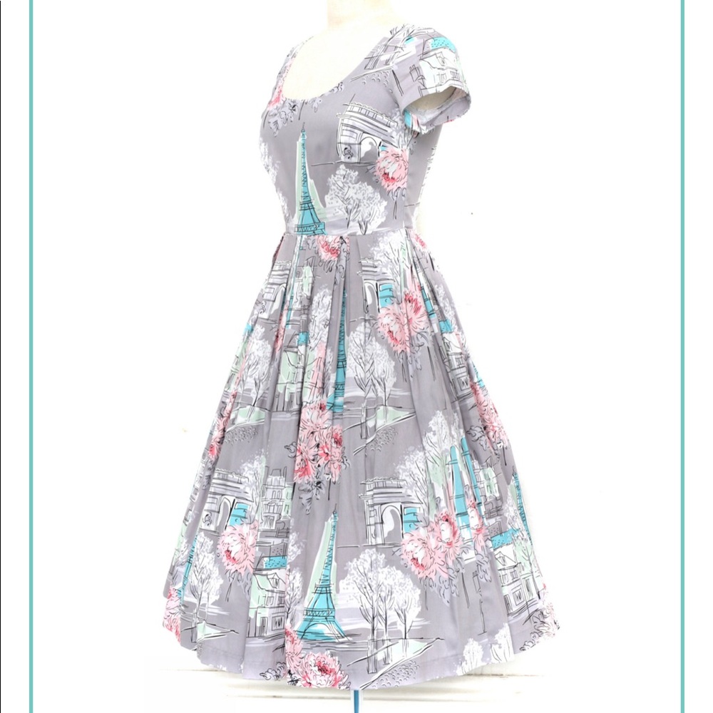 Size 6 Retrospec’d Paris dress